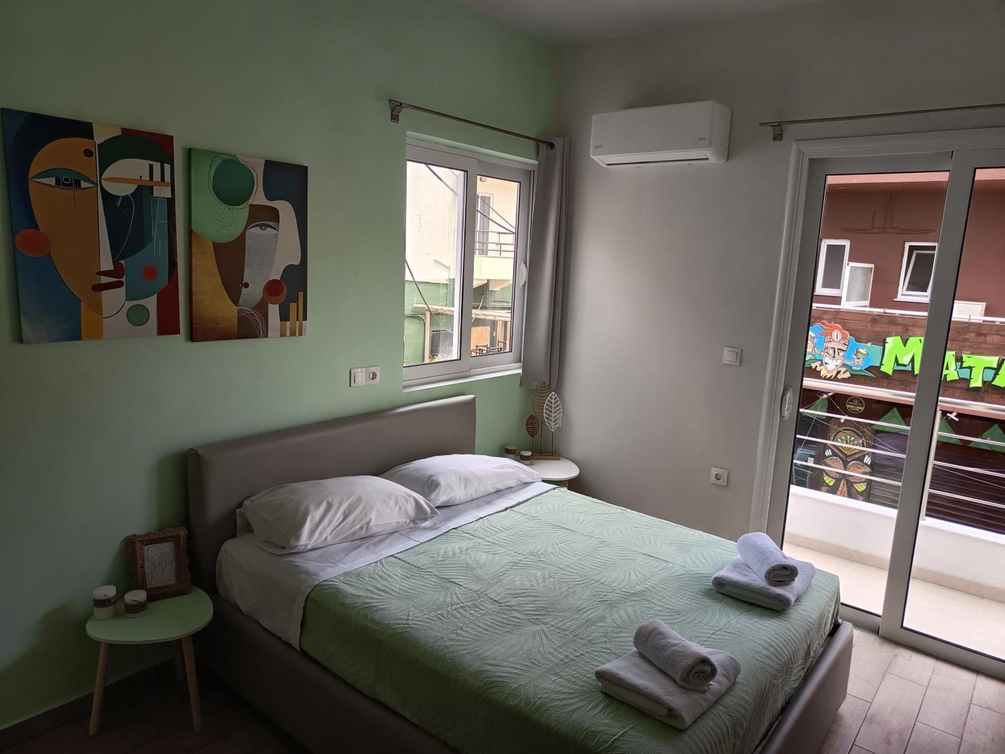 Lilian'S Seaview-Party Street-Youth Studios Rhodes City Kamer foto